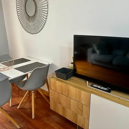 San Nicolas -parking Gratis Apartment