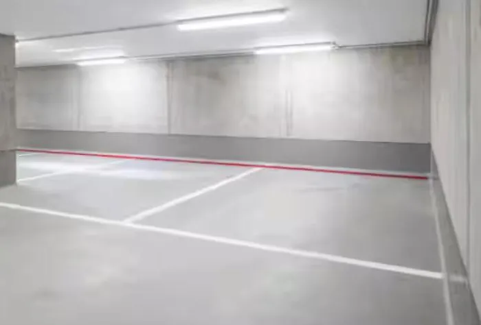 San Nicolas -parking Gratis *